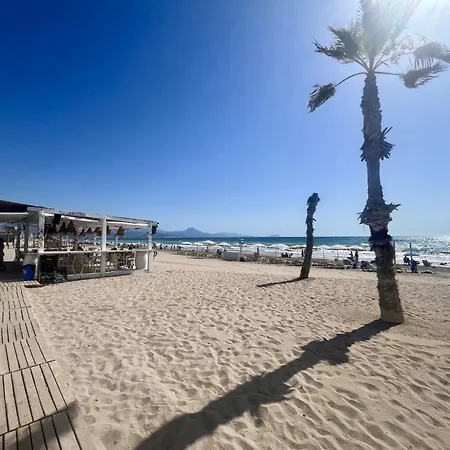 New Spacious Family 3 Bedrooms Pool 5 Min From The Sea Apartment *
